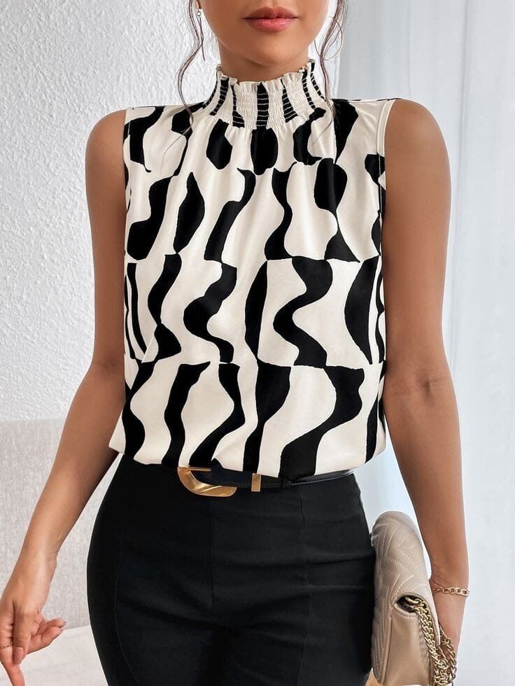 Kadın Kolsuz Balıkçı Yaka Desenli Süprem Bluz