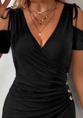 Kadın Omuzlardan Açık V Yakalı Kısa Kollu Yanlardan Büzgülü Düğme Detaylı Janjan Krep Elbise