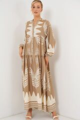 2423 Otantik Desenli Tesettür Elbise - M. Camel