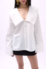 Geniş Yaka Volan Kol Gömlek