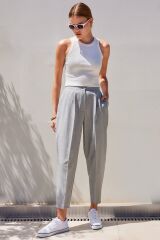 917 Bisiklet Yaka Fitilli Kolsuz Bluz - Ekru