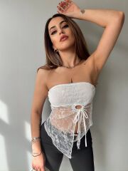 Kadın Göğüs Ve Sırt Dekolteli Transparan Dantel Detay Bluz