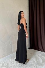 Siyah Büzgülü Uzun Güllü Elbise