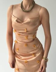 Dora Çiçek Detaylı Elbise