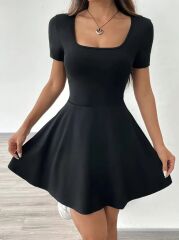 Kadın Kısa Kollu Kare Yaka Short Detaylı Cepli Dalgıç Elbise