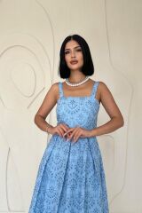 Mavi Askılı Aparatlı Brode Elbise